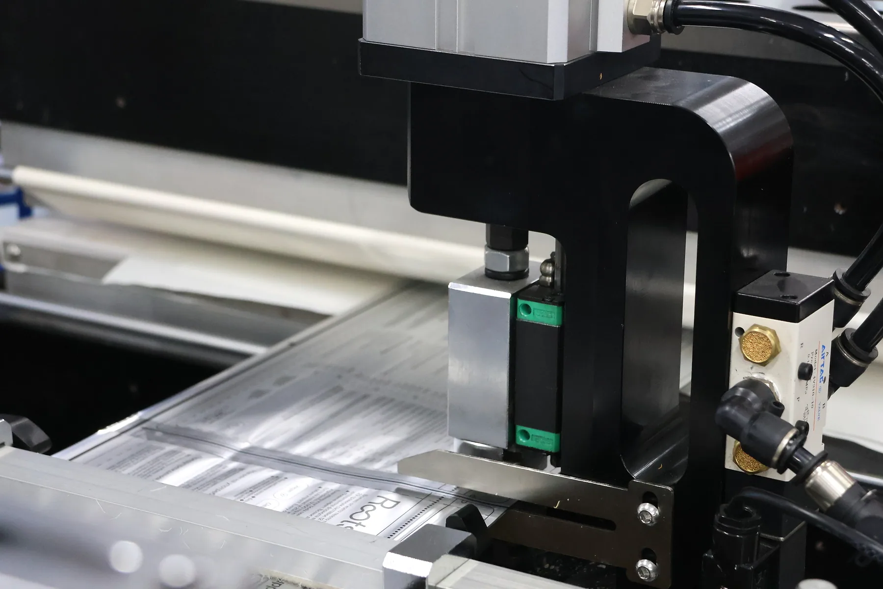 Flexible packaging registration control and quality check during production